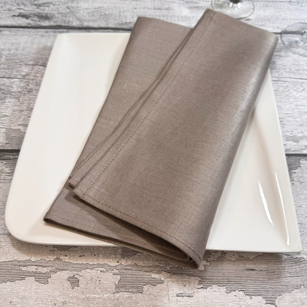 Linen napkins natural